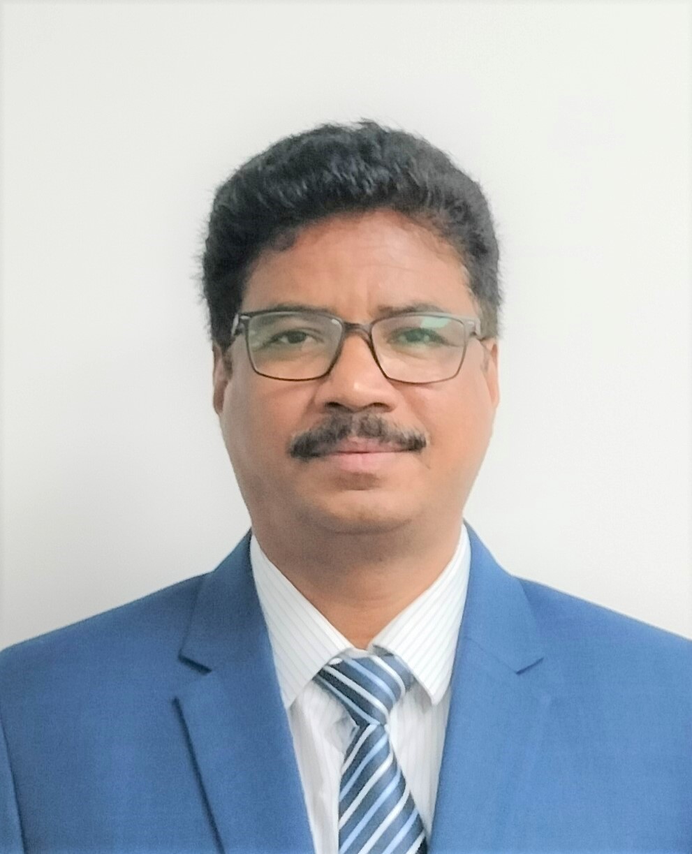 <b>Shri Rakesh Ojha,</b> 